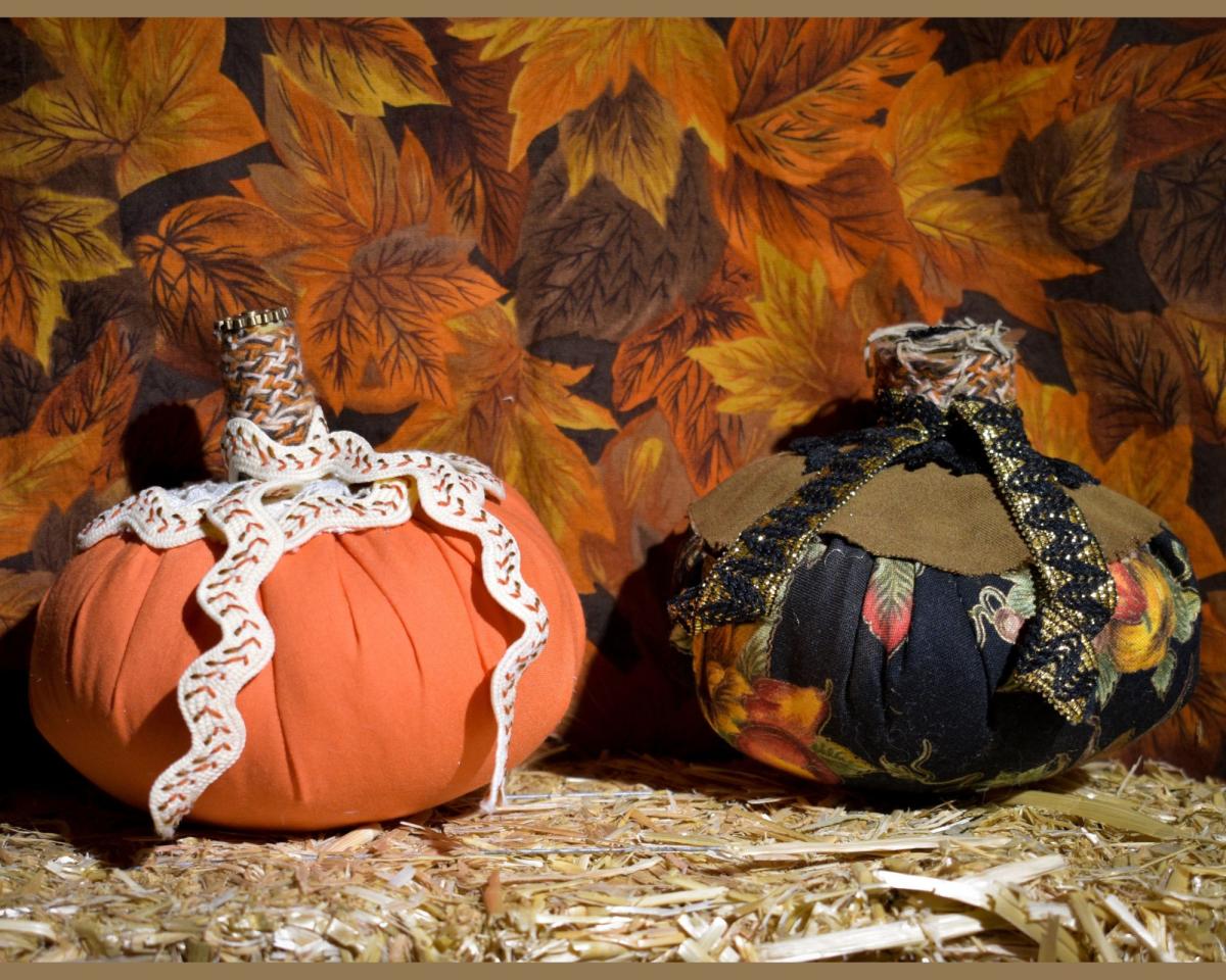 image of pumpkin made of fabric and ribbon